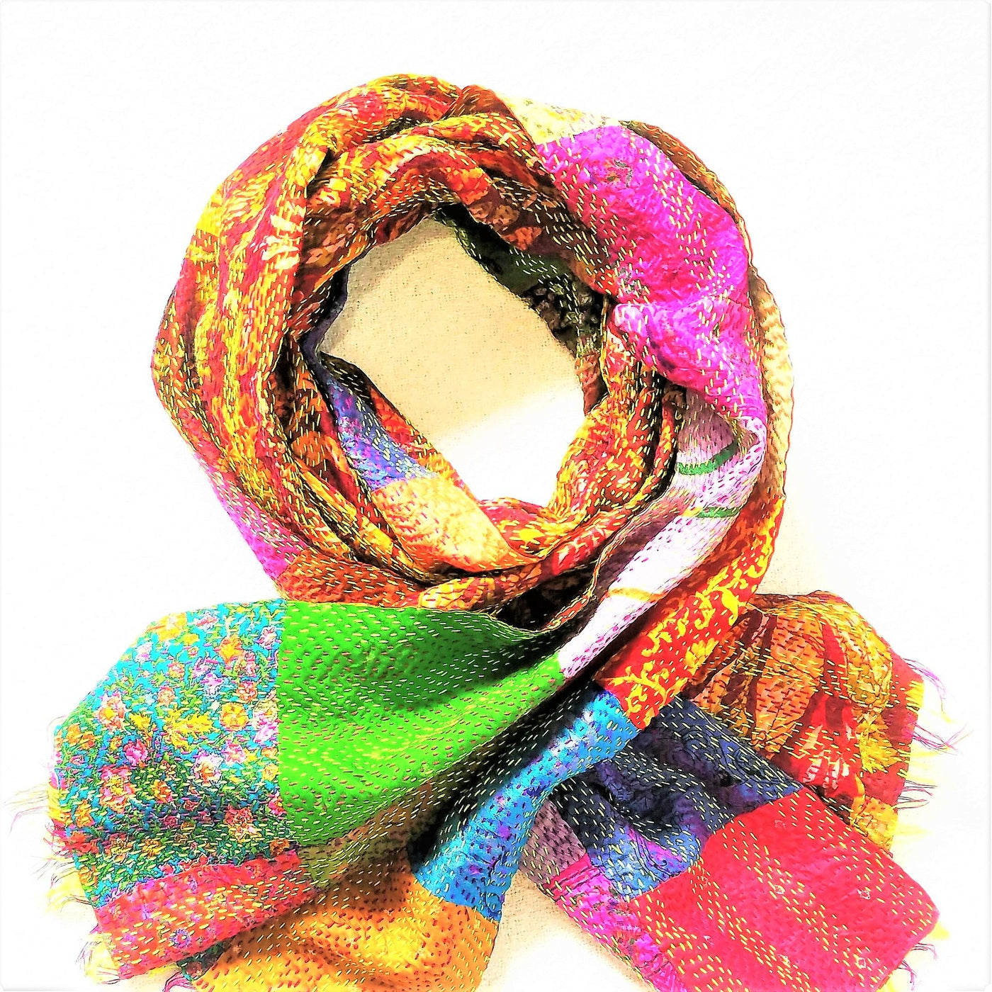 Timeless Elegance: The Artistry of Kantha Scarf by Jaipur Handloom