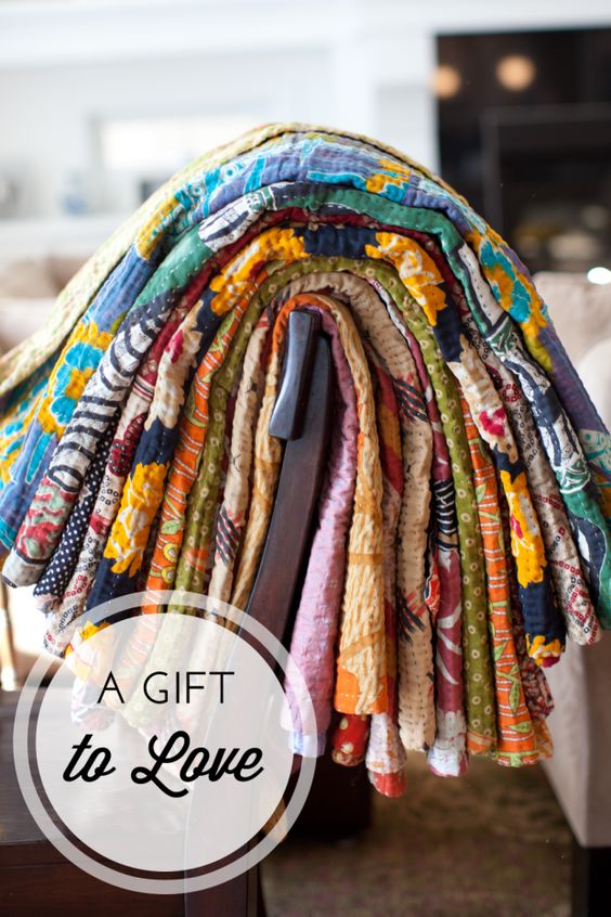 Vintage kantha Quilts vs New Kantha Quilts – Which one to Buy and Where.?