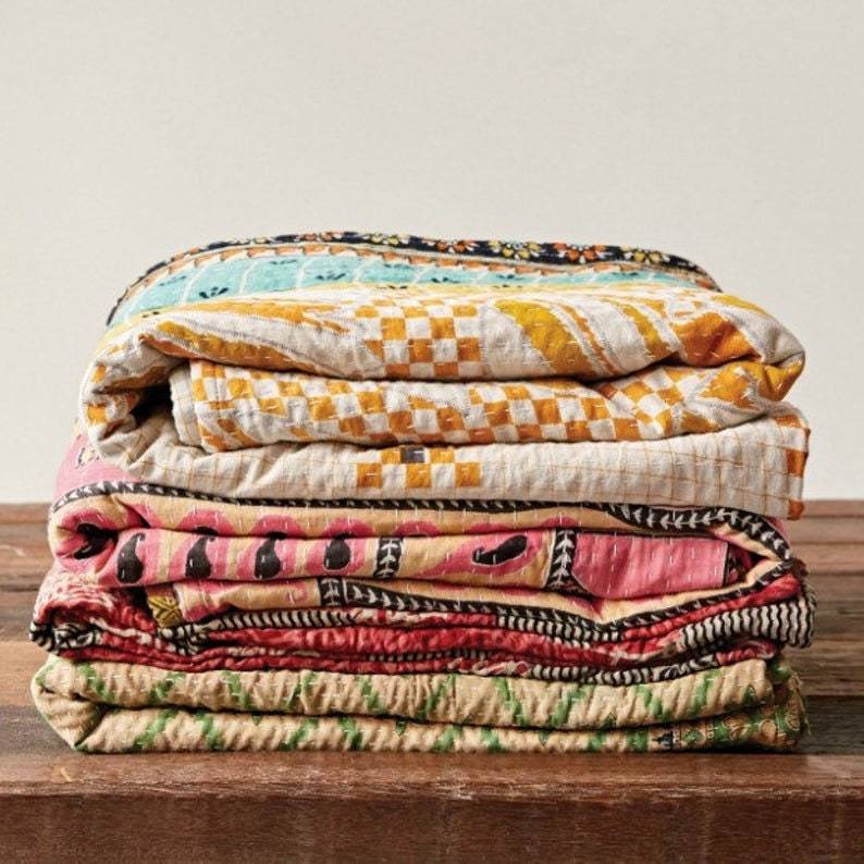 Wholesale Lot Of Indian Vintage Kantha Quilt Handmade Throw Reversible Blanket Bedspread Cotton Fabric BOHEMIAN quilt