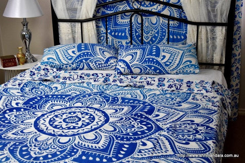 Bohemian Ombre Mandala bed cover with matching pillows-Jaipur Handloom