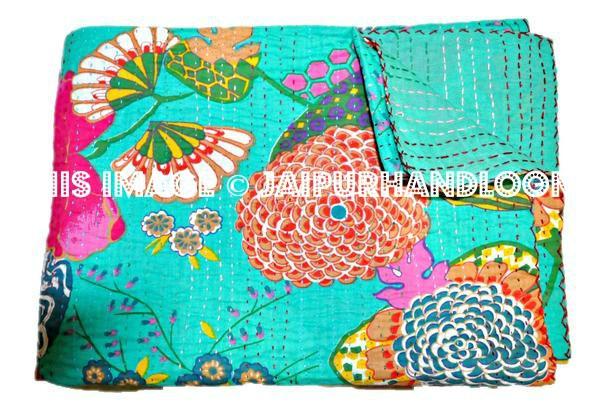Green Kantha Quilt Bed Cover, Sari Indian Quilt, Kantha Throw Kantha Blanket, Indian Bedspread, Kantha bedspread, Bohemian Bedding