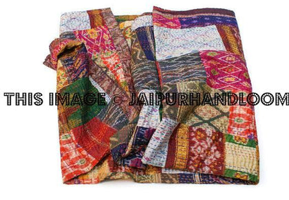 Vintage sari Quilt - Silk sari quilt kantha throw Bohemian Quilt